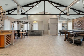 Luxe Condo with Game Area, Walk to Beach and Boardwalk
